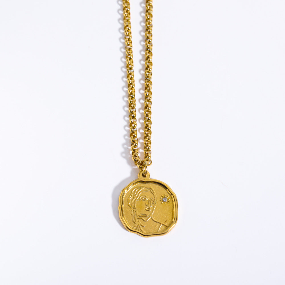 Collar con colgante retro de mitología nórdica y griega para mujer con diseño de Atenea y Medusa en acero inoxidable con acabado chapado en cadena tipo O