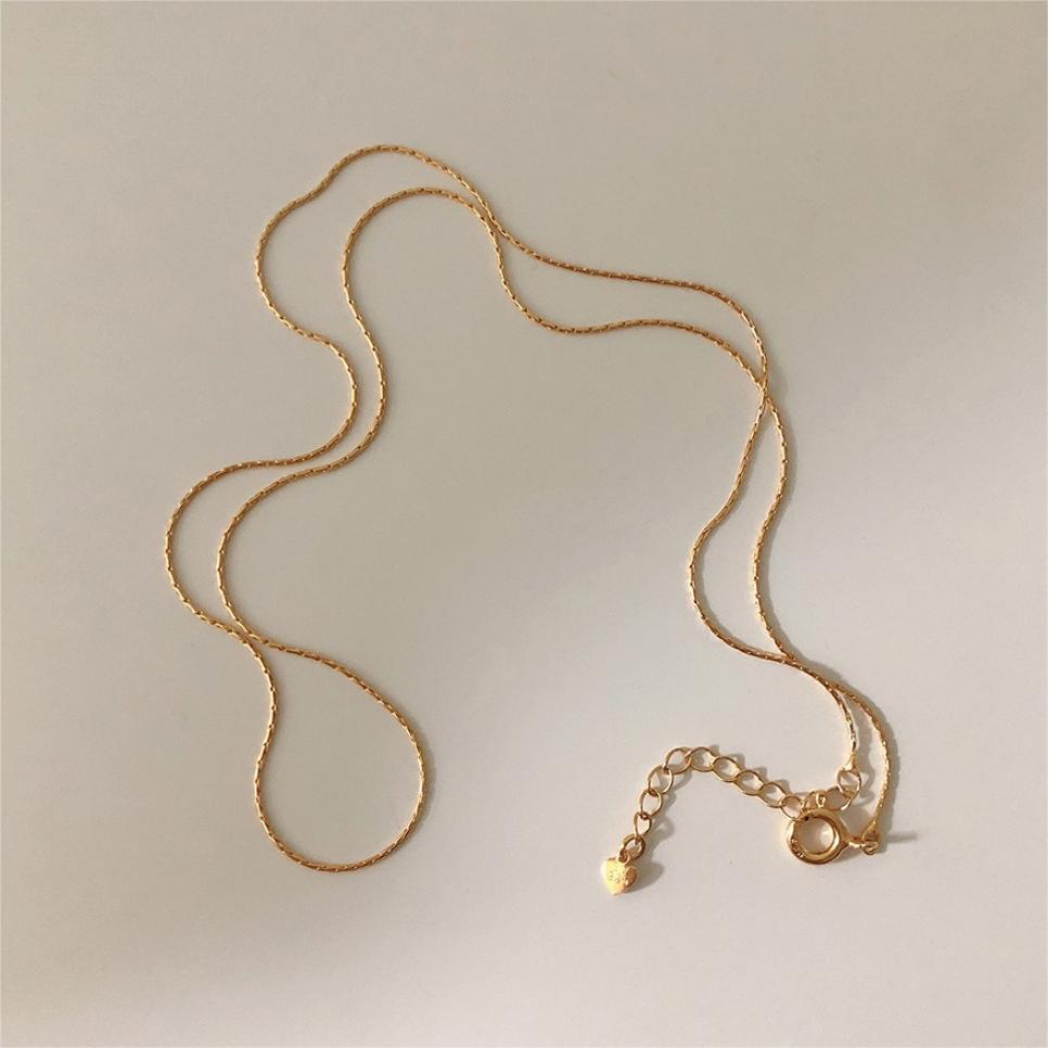 Collana minimalista con segmento di bambù in argento sterling 925 con design a catena intrecciata da donna