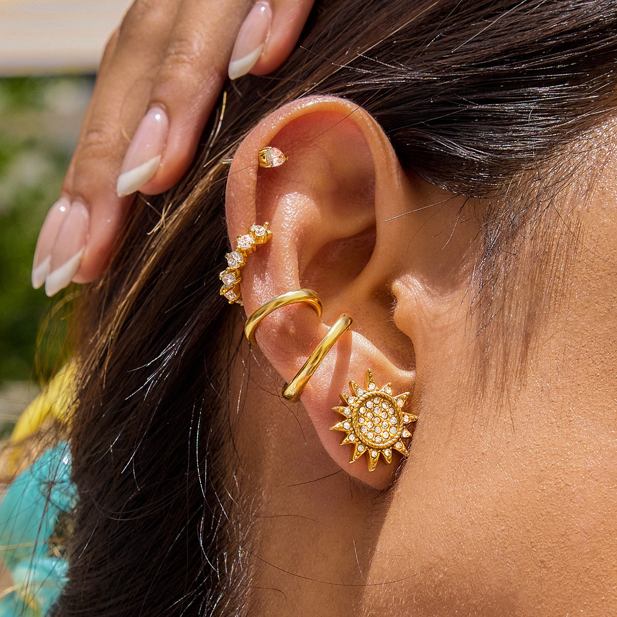 Pendientes de lujo de acero inoxidable con diseño geométrico en forma de sol y circonitas incrustadas para mujer, aretes hipoalergénicos de acero de titanio chapado