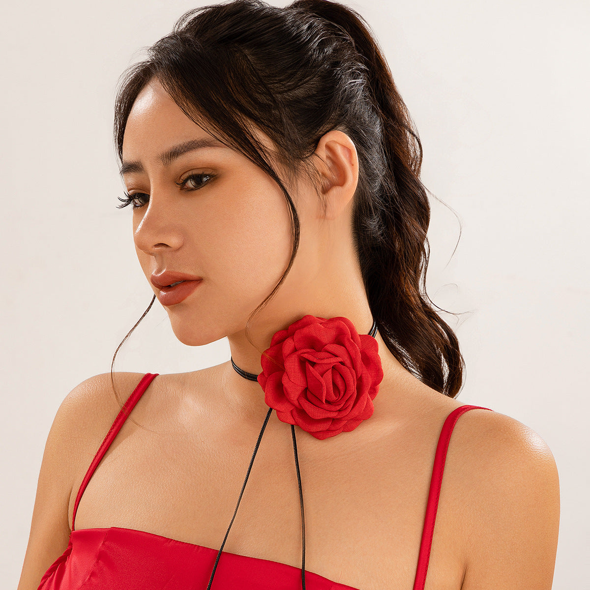 Minimalist Floral Leather Snake Chain Choker Necklace for Women