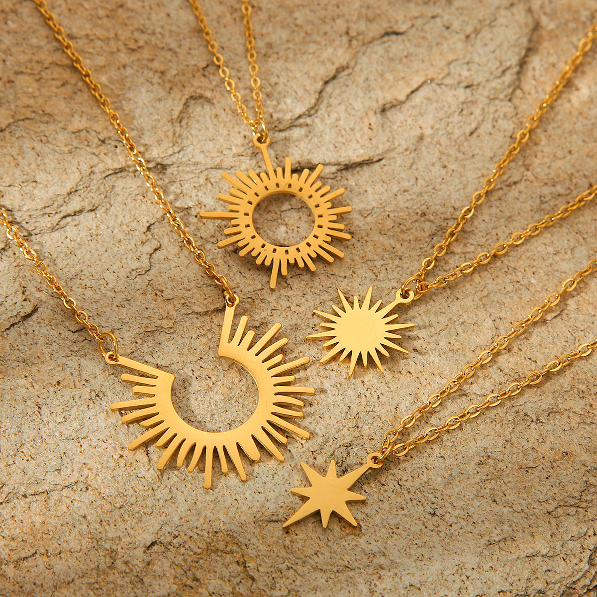Collana pendente a stella a otto punte con girasole in acciaio al titanio placcato oro 18 carati stile Ins da donna