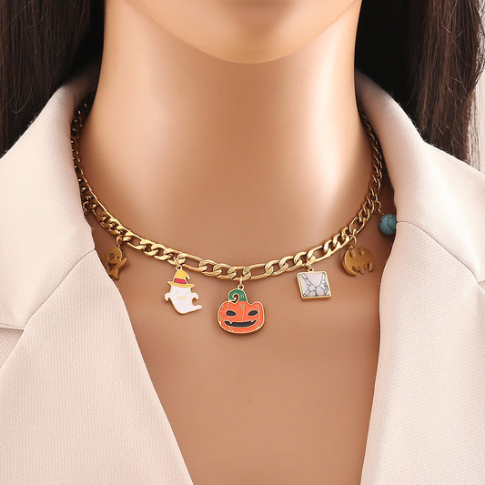 Collar femenino con diseño divertido de Halloween en acero inoxidable con acabado electrolítico