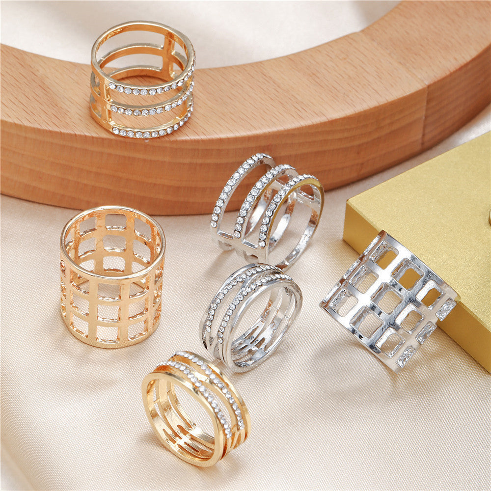 Bohemian Sweet Geometric Round Alloy Plated Rhinestone Crystal Ring Set for Women