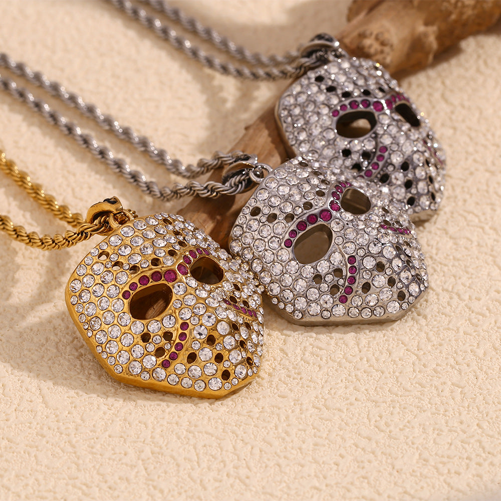 Collar con colgante de calavera minimalista para hombre de acero inoxidable con baño de oro de 18K y incrustaciones de pedrería en cadena de cable retorcido