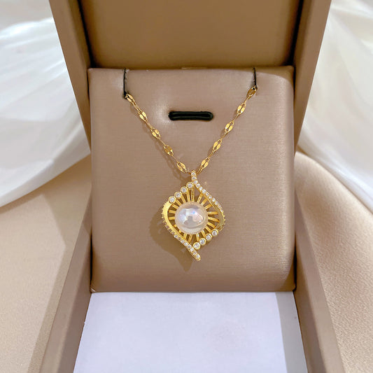 Collar con Colgante Nido de Sirena Geométrico Minimalista para Mujer con Cadena de Acero de Titanio y Detalles de Diamantes de Imitación
