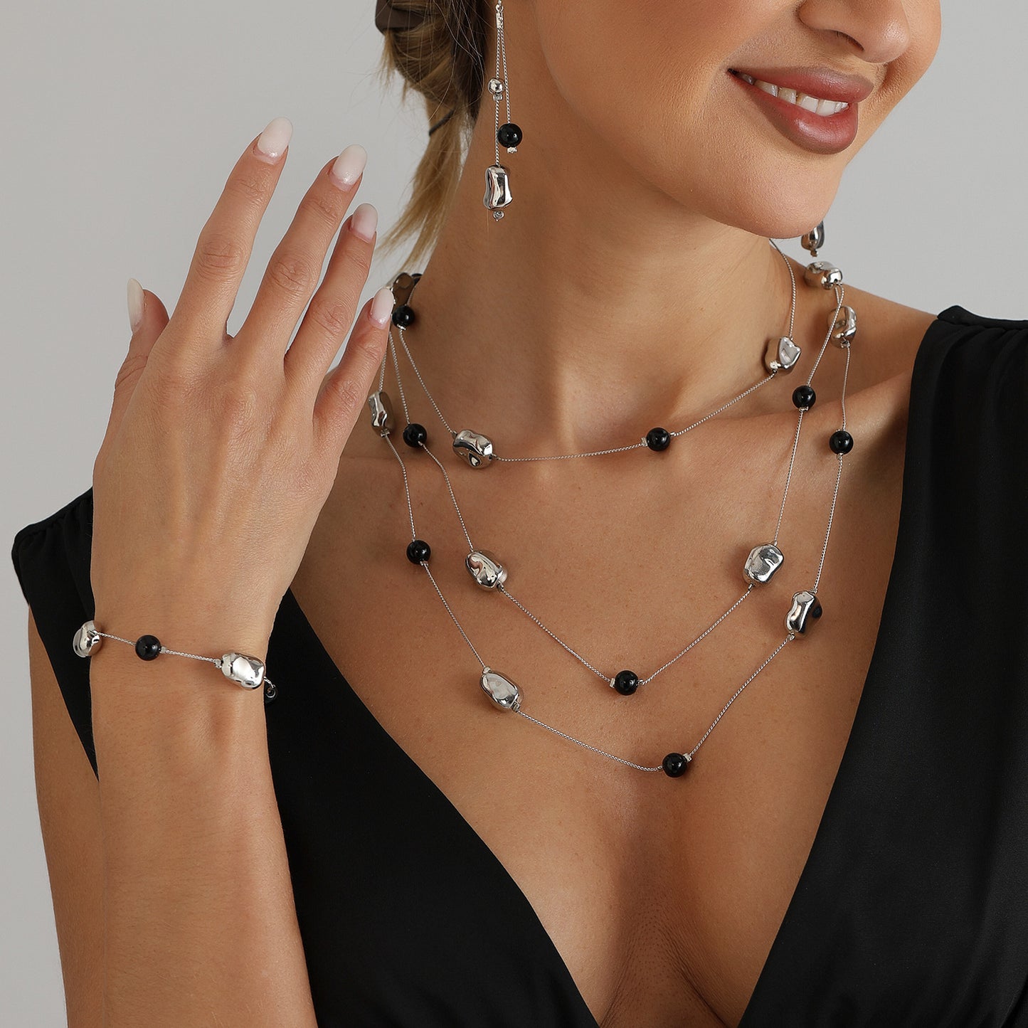 Casual Irregular Geometric Gold Bean Pearl Plated Alloy Multi-layer Long Necklace for Women
