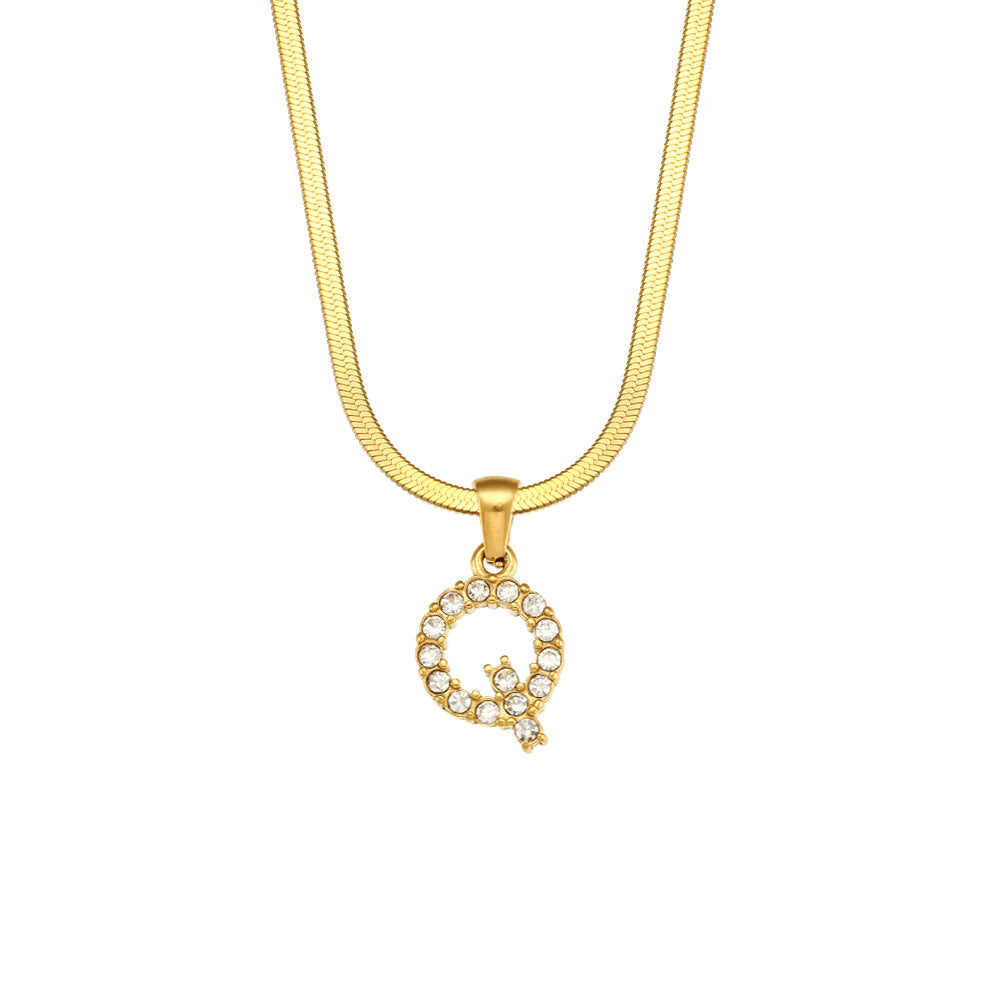 Collana Minimalista con Ciondolo a Lettera in Acciaio Inossidabile con Placcatura in Oro 18K e Zircone su Catena a Serpente Piatta per Donna