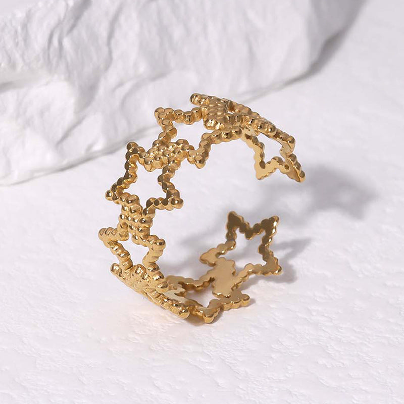 Anello da donna in acciaio al titanio a forma di stella minimalista con placcatura in oro 18 carati, fascia aperta regolabile
