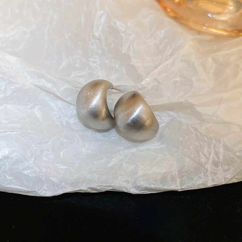 Orecchini da Donna a Cerchio Geometrico in Metallo e a Perno a Cuore, Stile Vintage con Finitura Placcata