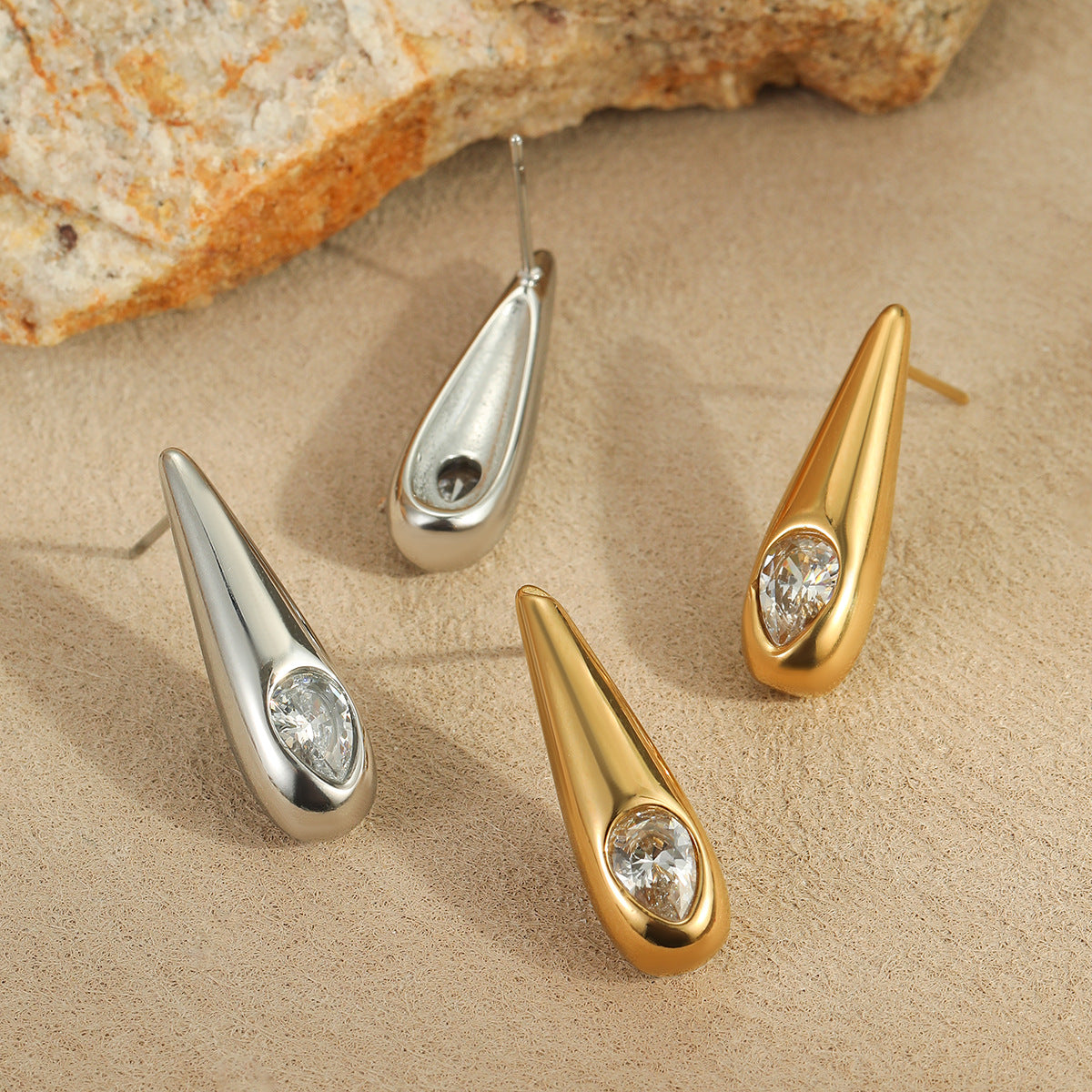 Aretes minimalistas geométricos de acero inoxidable con acento de circonita, joyería de moda galvanizada para mujer