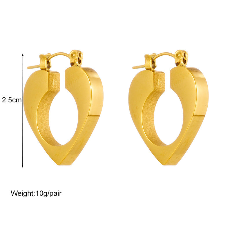 Pendientes minimalistas de corazón hueco de acero de titanio con acabado chapado para mujer