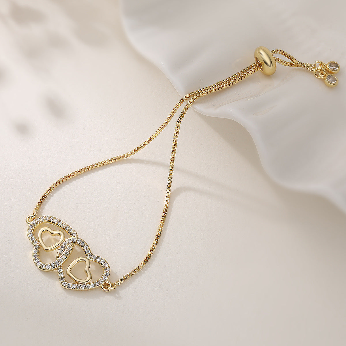 Minimalist Luxury Heart Geometric Brass Plated Bracelet with Cubic Zirconia for Women