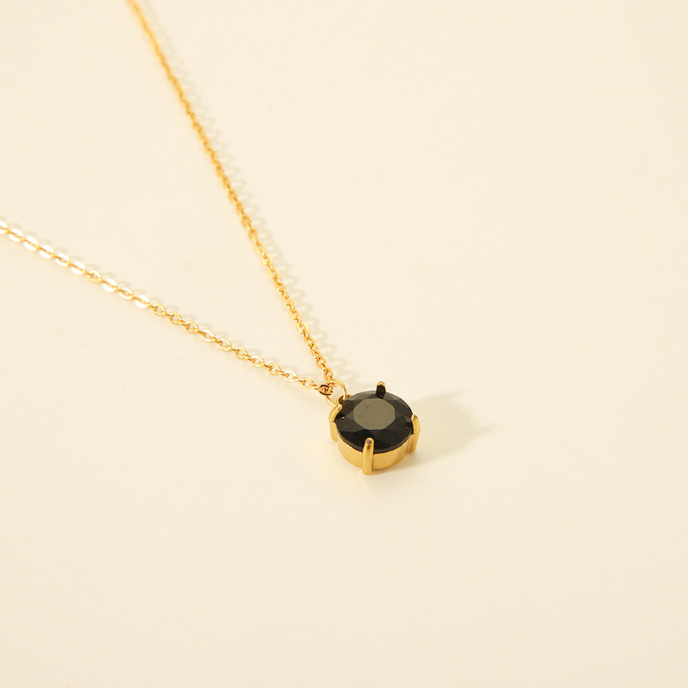 Collana Minimalista in Acciaio al Titanio Geometrica con Intarsio di Strass per Donna, Gioiello con Pendente Ipoallergenico e Resistente allo Sbiadimento