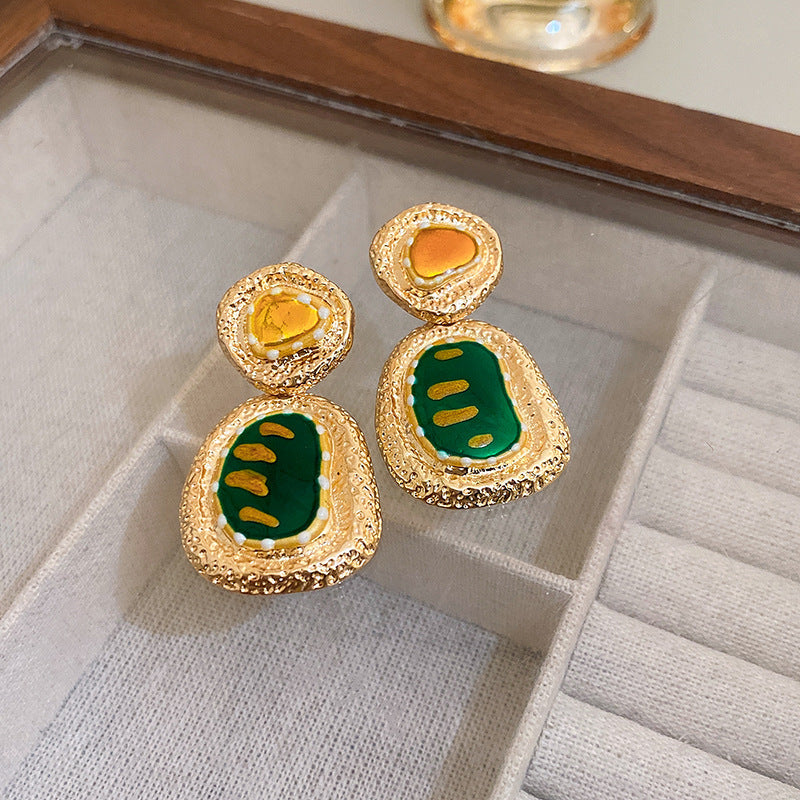 Conjunto de pendientes, collar y pulsera de aleación floral vintage, set de joyería minimalista chapado en oro para mujer