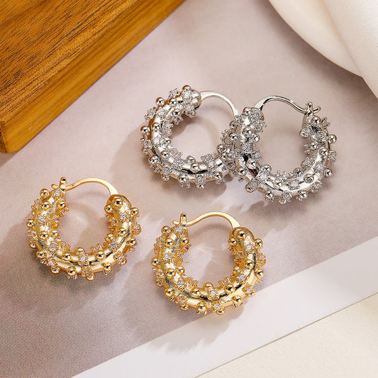 Pendientes de aro geométricos minimalistas de cobre con chapado en oro auténtico e incrustaciones de circonitas para mujer