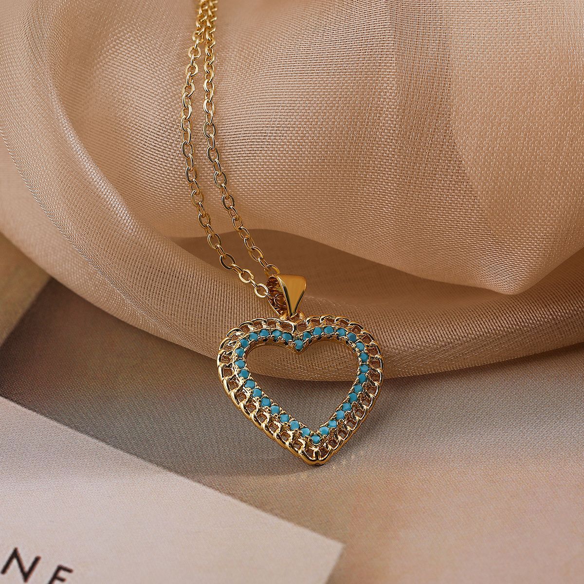 Minimalist Heart-Shaped Copper Pendant Necklace with Real Gold Plating and Zircon Accents for Women