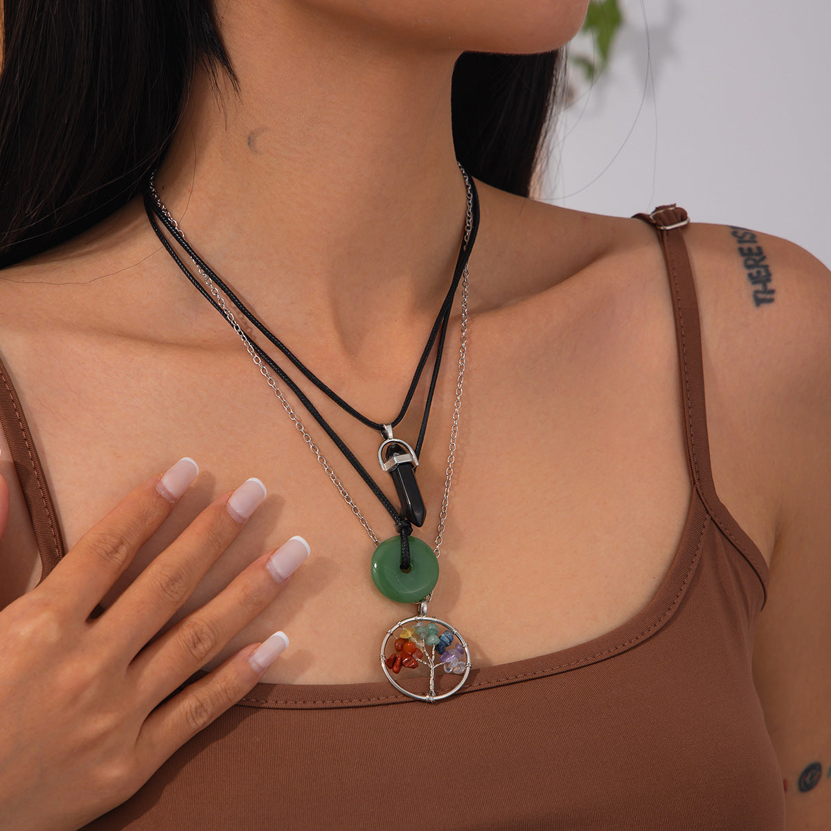 Collana con pendente in cristallo geometrico vintage a forma di albero con cordino in pelle cerata e catena a O in lega per donna