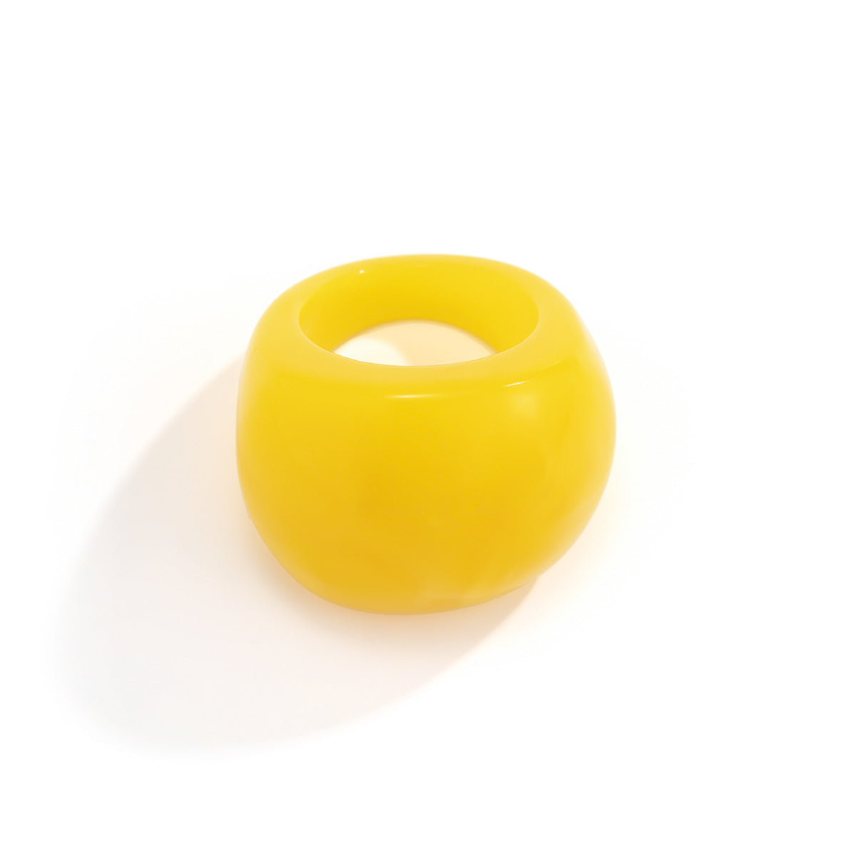 Anillo geométrico rústico vintage floral para mujer en colores pastel macarrón con acabado artesanal