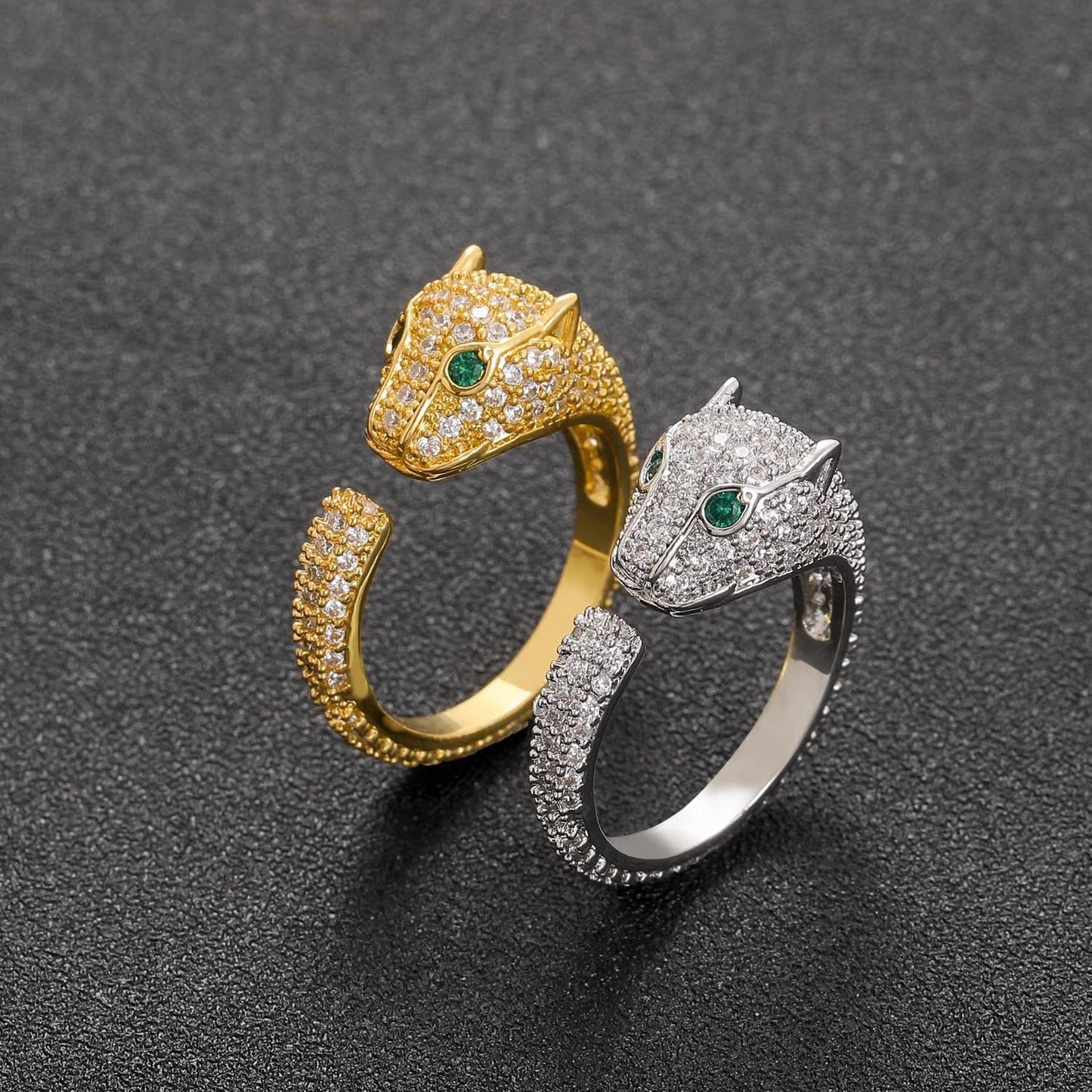 Anello Aperto a Testa di Leopardo da Donna con Intarsio Completo di Strass con Finitura Placcata in Rame Design Animale Minimalista Anello Statement