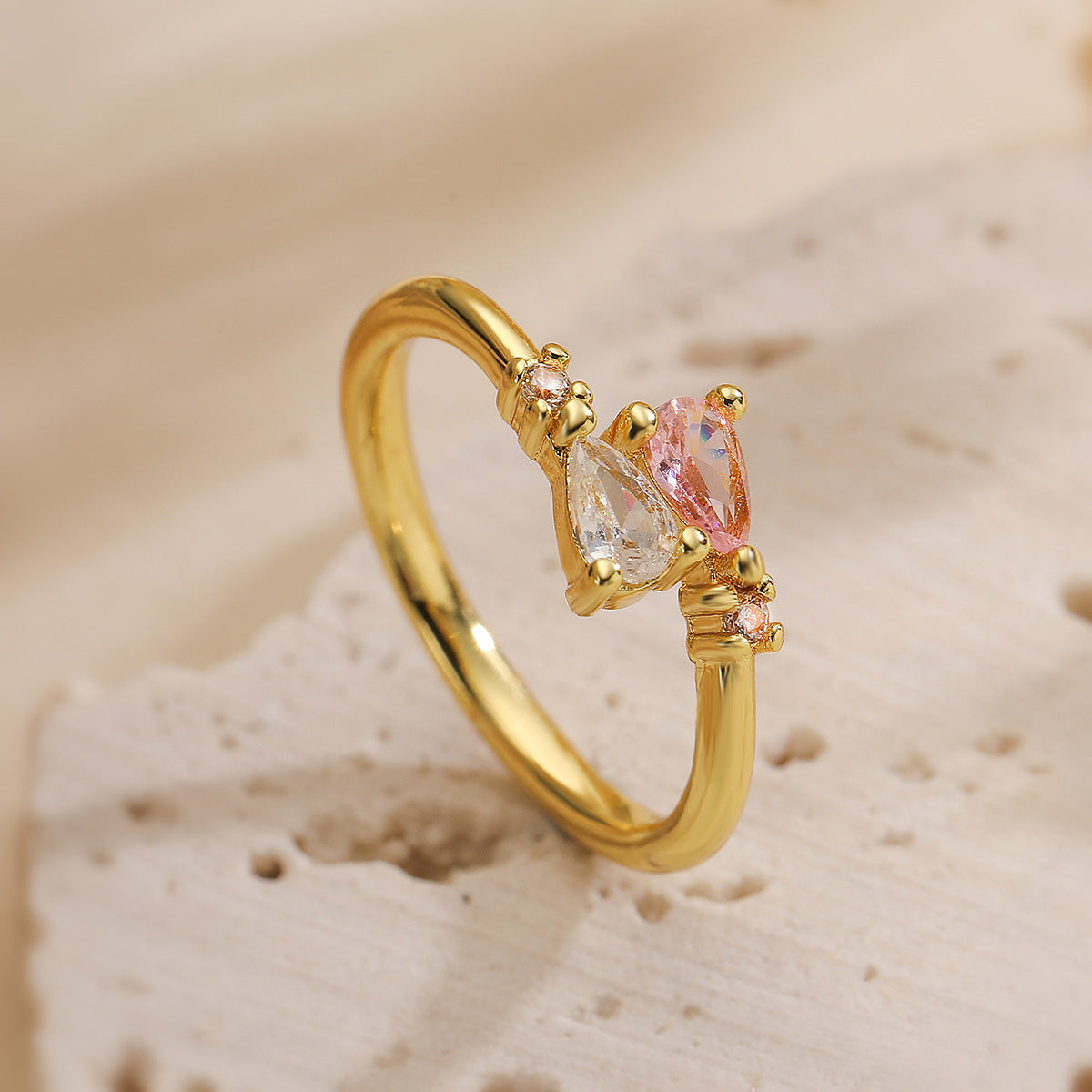 Minimalist Geometric Open Ring for Women in Copper with Micro-Paved Zirconia