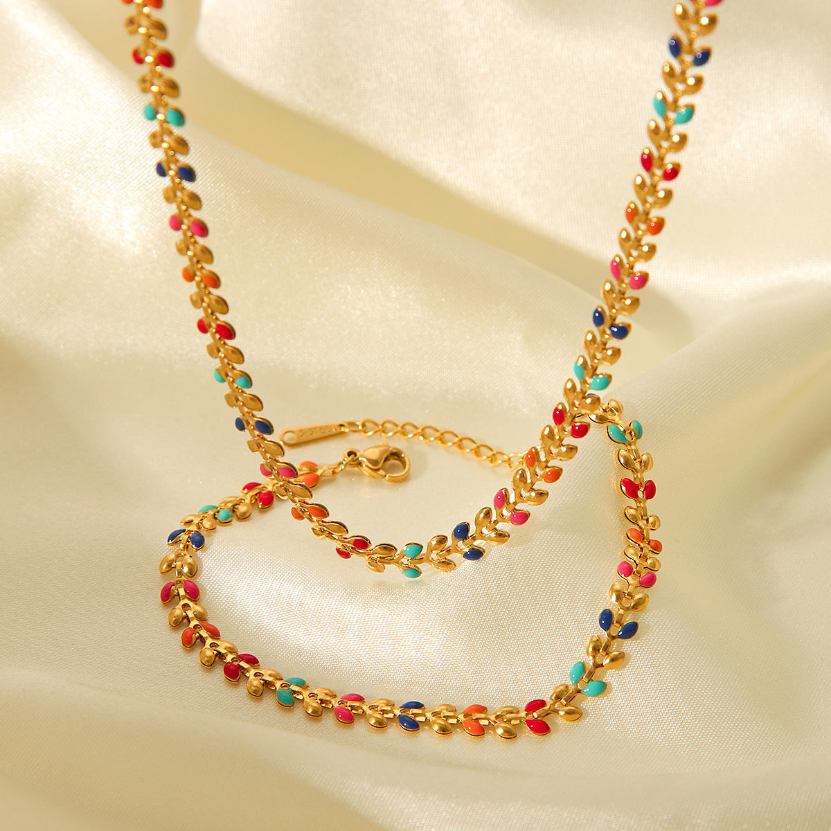 Minimalist Olive Leaf Pendant Necklace in Stainless Steel with Enamel Finish for Women