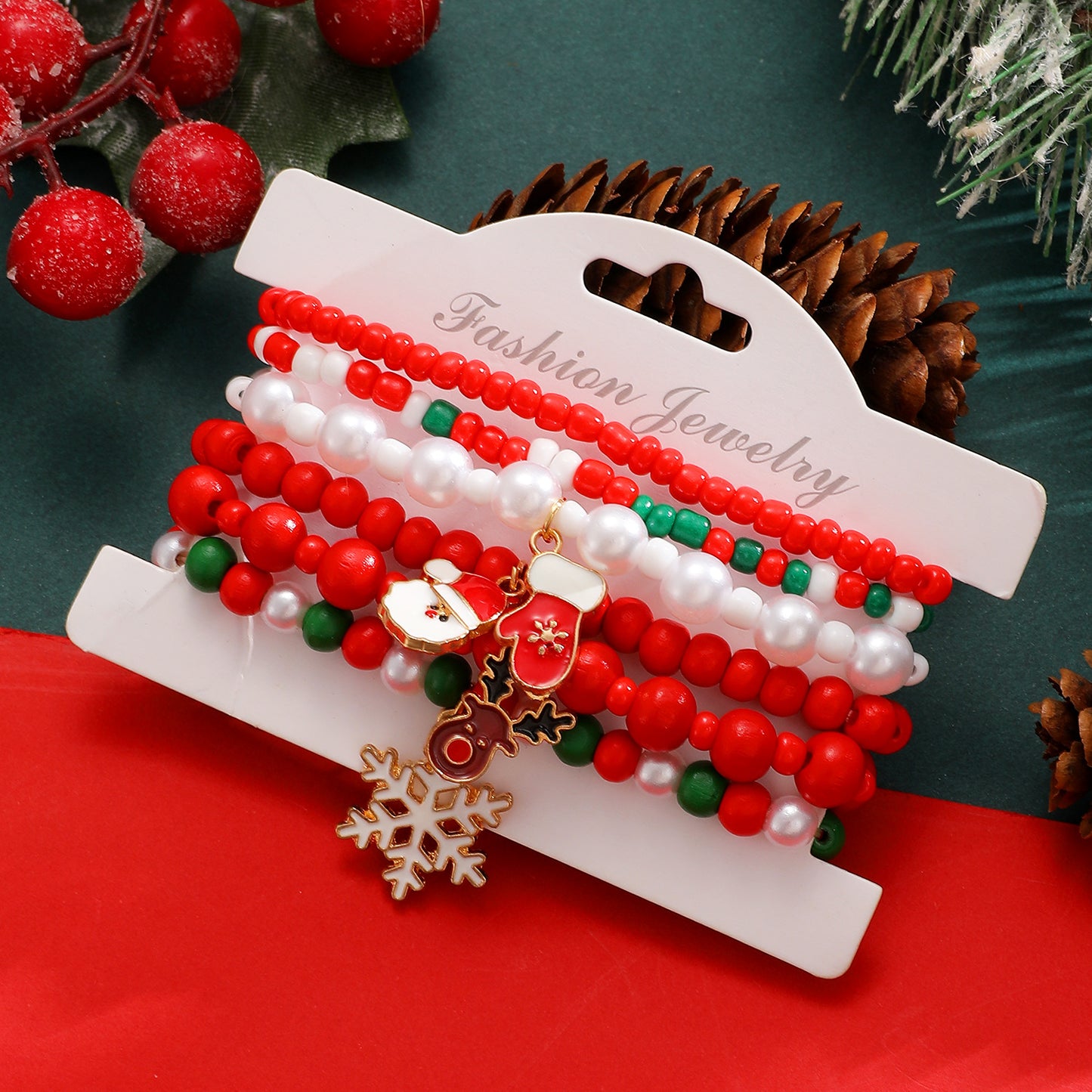 Set di Bracciali Personalizzati a Tema Natalizio con Ciondoli a Forma di Fiocco di Neve, Babbo Natale, Renna e Albero per Donna