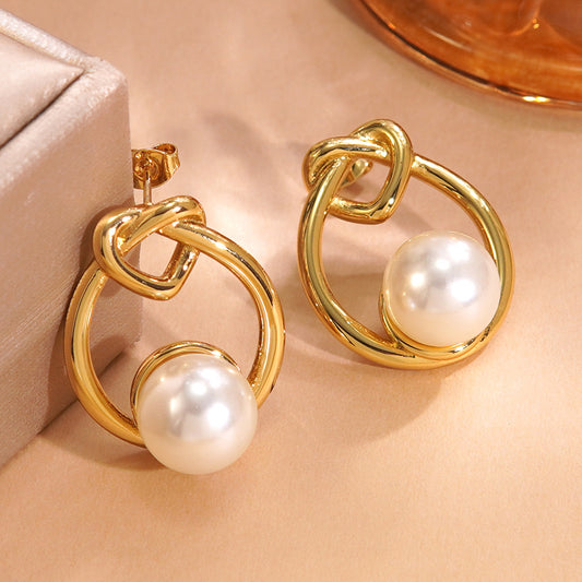 Pendientes de tuerca de acero inoxidable con nudo de corazón geométrico, minimalistas y elegantes, con incrustaciones de perlas