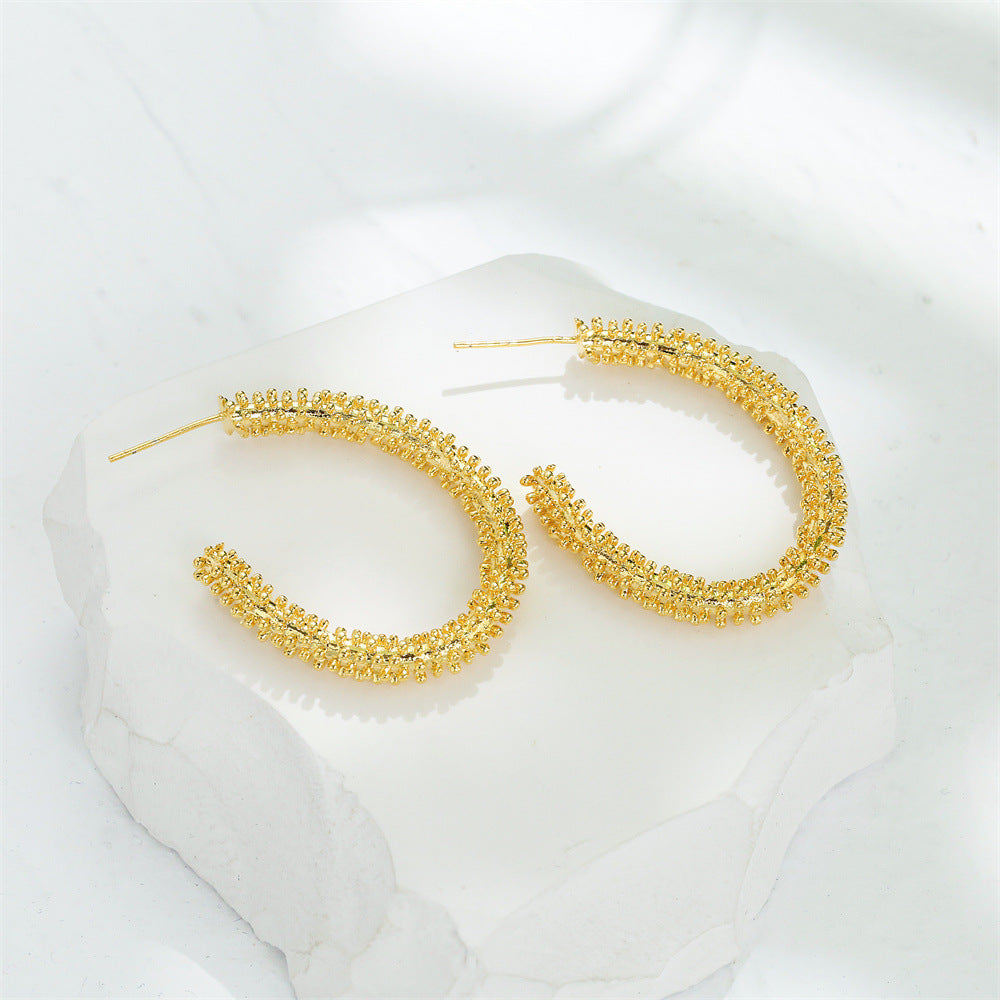 Orecchini da donna geometrici di moda con base in rame e placcatura in oro 14 carati, perni in argento 925 anallergico