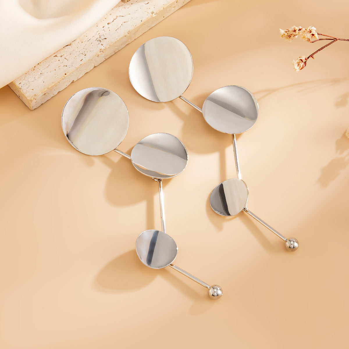 Minimalist Luxury Geometric Rhombus Plated Iron Earrings for Women