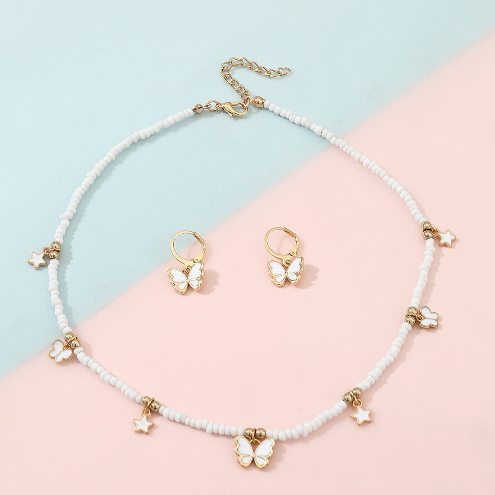 Set de collar con colgante minimalista de mariposa y estrella para niñas, joyería de aleación con cadena de perlas