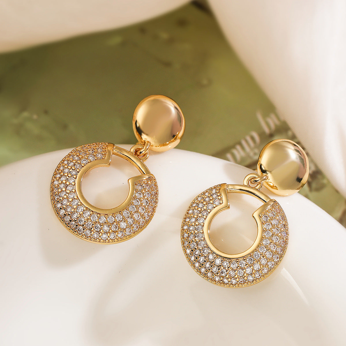 Geometric Fashion Earrings for Women Made of Copper with 18K Gold Plating and Micro-Paved Zirconia