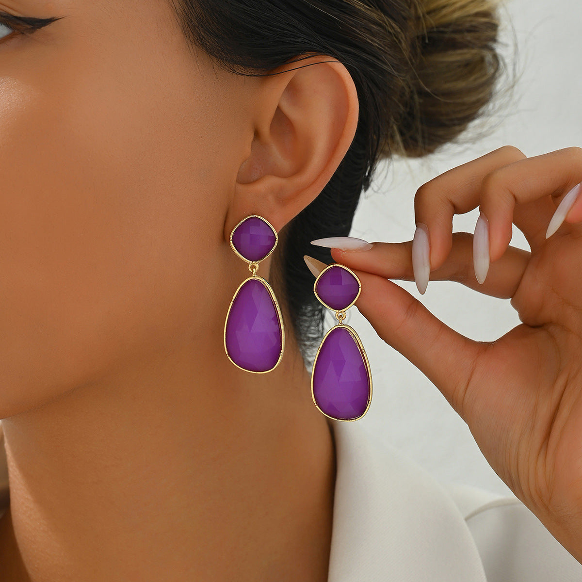 Pendientes de mujer geométricos de aleación de zinc con incrustaciones de piedras preciosas, aretes minimalistas de moda para la oficina