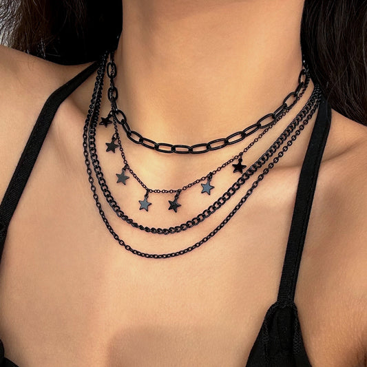 Collana da donna con ciondolo a stella asimmetrico in perle finte, dolce e audace, con charm in lega placcata e catena di perle multistrato