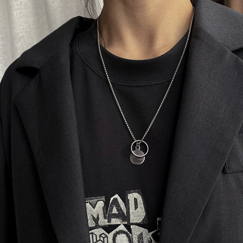Collana Pendente Geometrica Minimalista in Acciaio Inossidabile con Ciondolo in Acciaio al Titanio Lucidato e Catena di Perle Quadrate Unisex