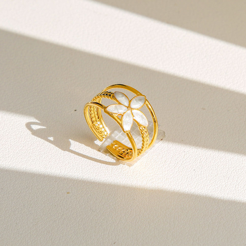 Anello di tendenza da donna in acciaio inossidabile geometrico placcato oro con perle e fiori stile Instagram