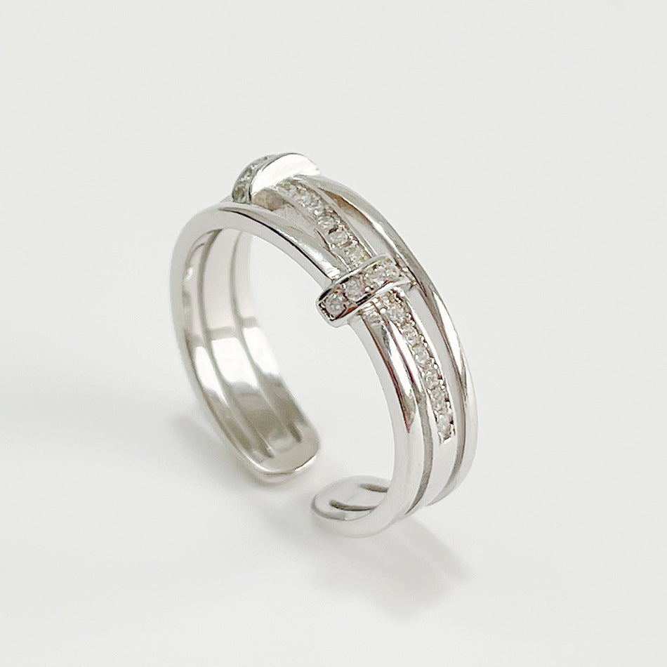 Anello minimalista placcato in argento sterling 925 con strass a forma geometrica