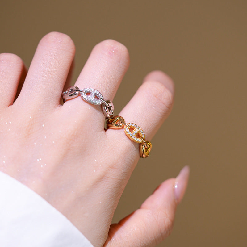 Luxury Geometric Pig Nose Full Rhinestone Adjustable Finger Ring for Women with Gold Plated Copper Band
