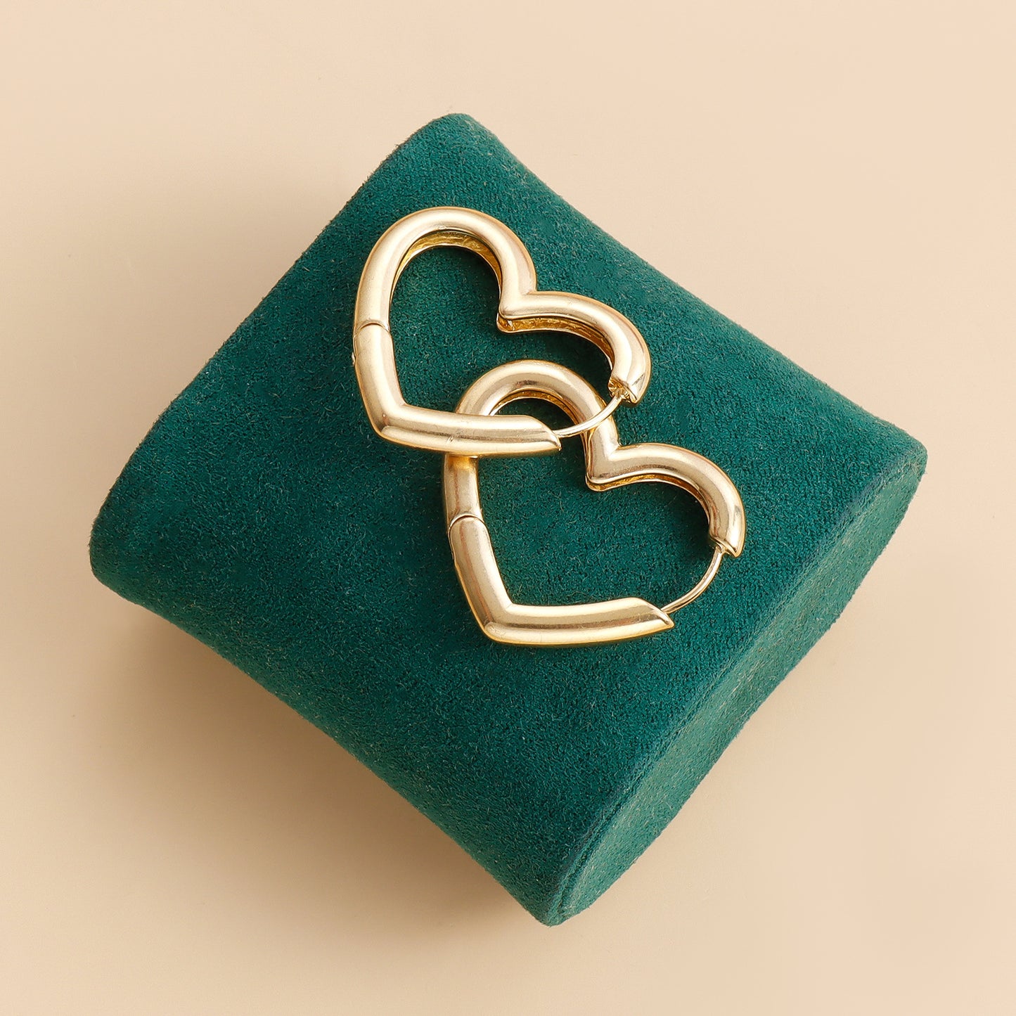 Minimalist Hollow Heart Shape Alloy Earrings for Women with Plated Finish, Lightweight and Versatile Ear Studs