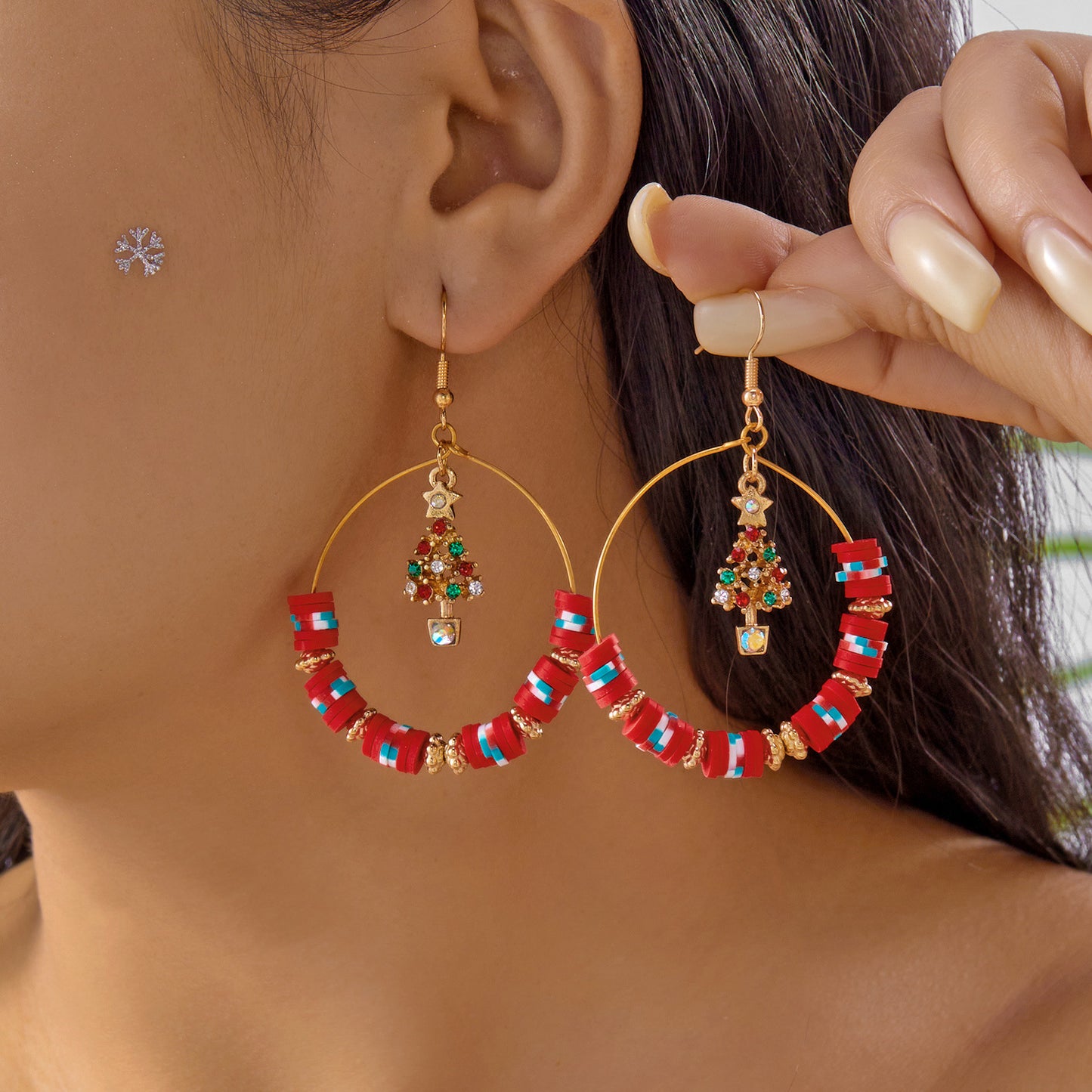 Pendientes de aro con colgante de campana con temática navideña en aleación con acabado galvanizado para regalos festivos de fin de año