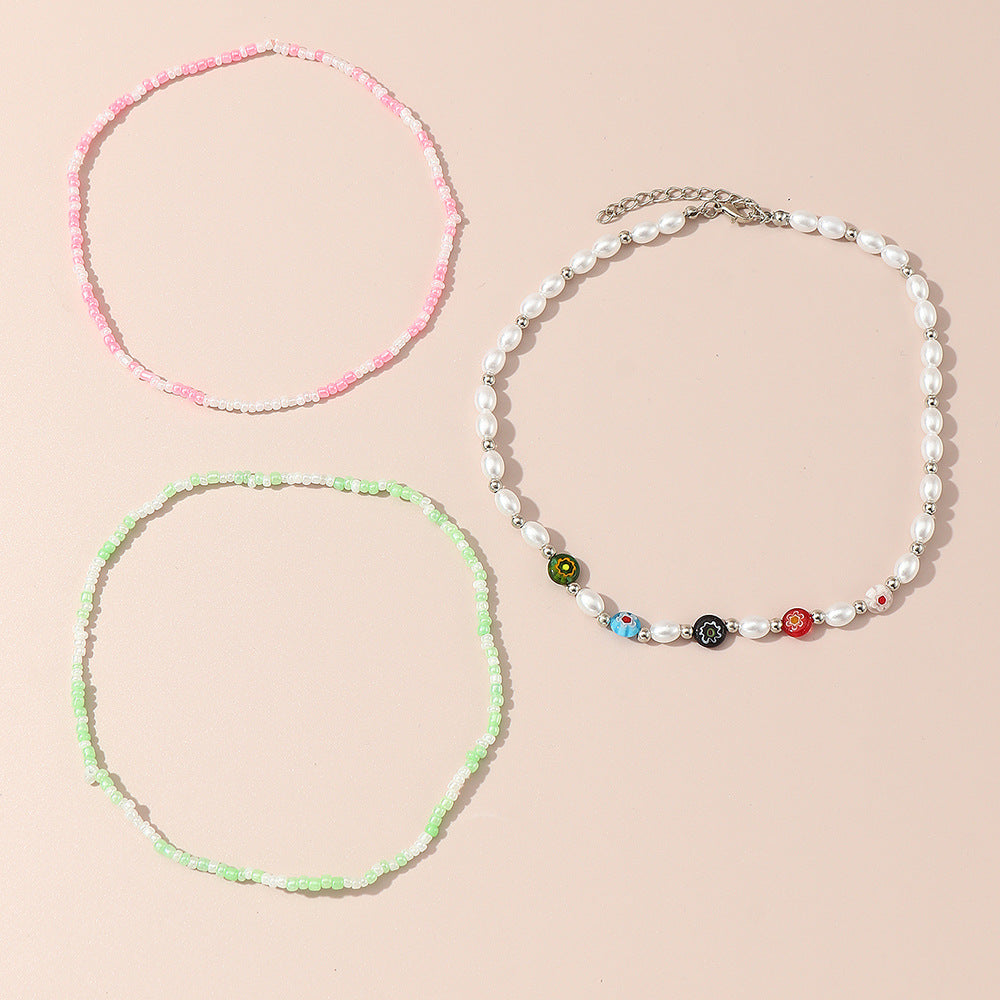 Set di collane floreali minimaliste con perline per ragazze, girocollo con ciondolo in vetro e catena regolabile