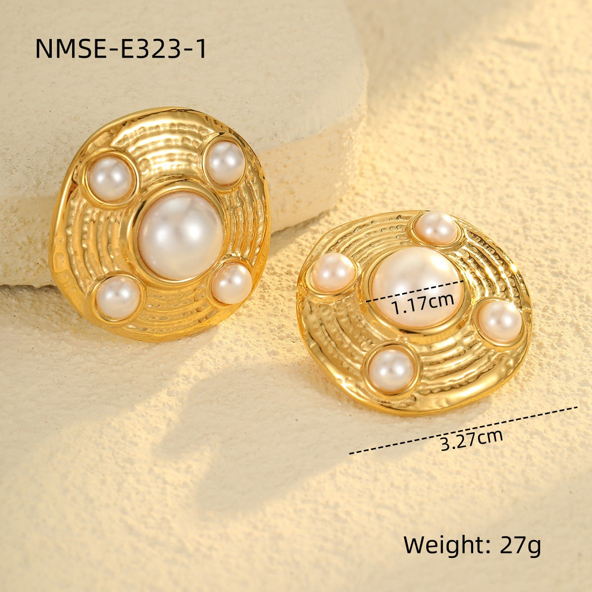 Orecchini a perno eleganti in stile francese con perle, fiore e cuore in acciaio inossidabile, placcati, leggeri e di lusso per donna