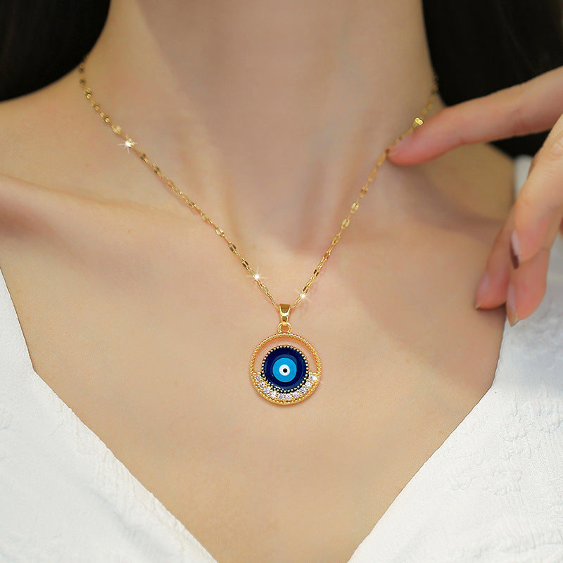 Luxury Fresh Geometric Moon Pendant Necklace for Women Titanium Steel Chain