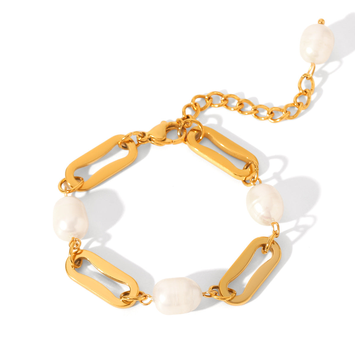Minimalist Geometric Stainless Steel 18K Gold Plated Safety Pin Bracelet with Freshwater Pearl Spacers