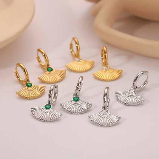 Pendientes Geométricos de Cola de Pescado en Abanico Vintage con Circonia Blanca y Esmeralda, Acero Inoxidable Bañado en Oro de 18K para Mujer