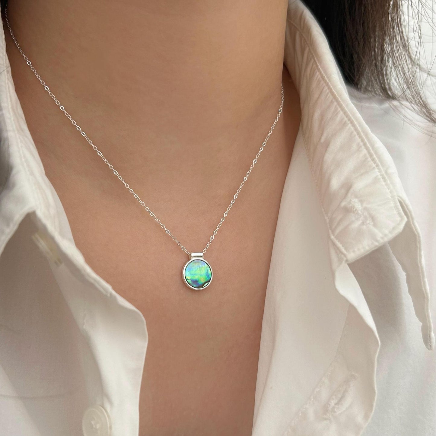Collana da Donna Minimalista Vintage in Argento Sterling 925 con Ciondolo a Guscio Geometrico