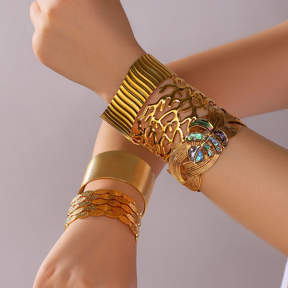 Ins Style Irregular Leaf-Shaped Stainless Steel Bracelet with 18K Gold Plating for Women
