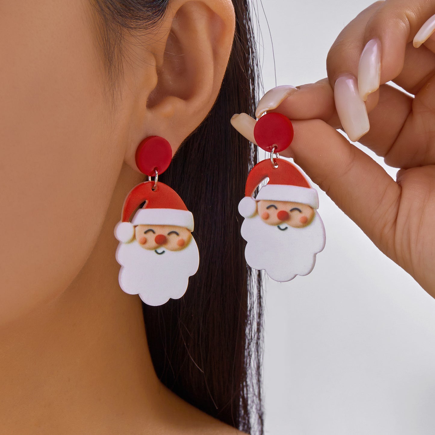Pendientes acrílicos de Navidad dulces y atrevidos con motivos de casa de corazón, hombre de jengibre, campana y Papá Noel