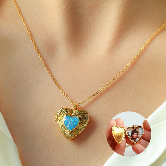Collana Pendente a Cuore Minimalista con Catena in Acciaio al Titanio e Placcatura in Oro, Unisex