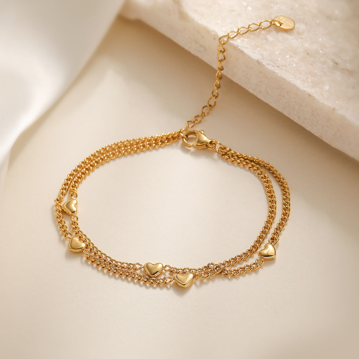 Fashionable Geometric Heart-Shaped Stainless Steel Bracelet for Women with 18K Gold Plating Dual-Layer Design