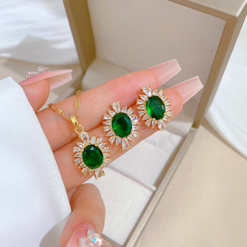 Parure di Orecchini e Collana in Rame Placcato con Zirconi Geometrici di Lusso